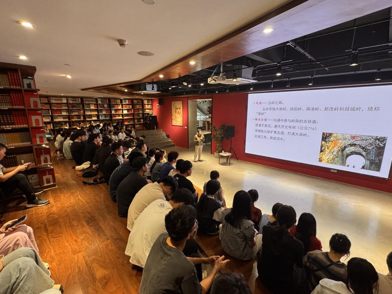 2e252a02515dd40caf065cbbadf16c19