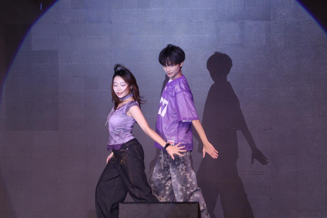 C:/Users/36222/Desktop/双人舞.jpg双人舞 C:/Users/36222/Desktop/双人舞.jpg双人舞