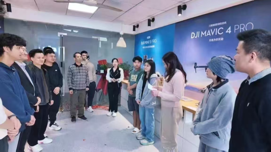 0c37ed260ead56fe81ae7026849c66aa