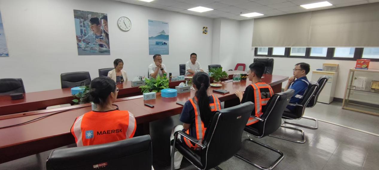 aa34c6ae55e024e7bf3d4445fc1263d9