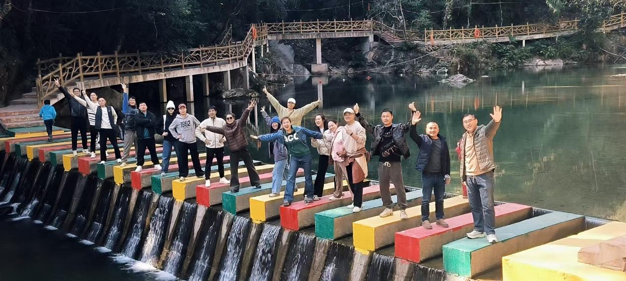 cc4ecc83323e47ae1886dab1f66f4ff0