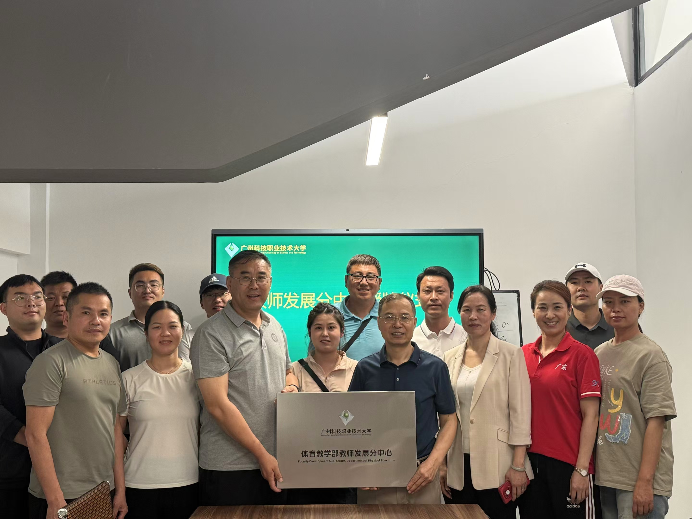 62bf865fea1108b28623756a4e8963c.jpg 62bf865fea1108b28623756a4e8963c.jpg