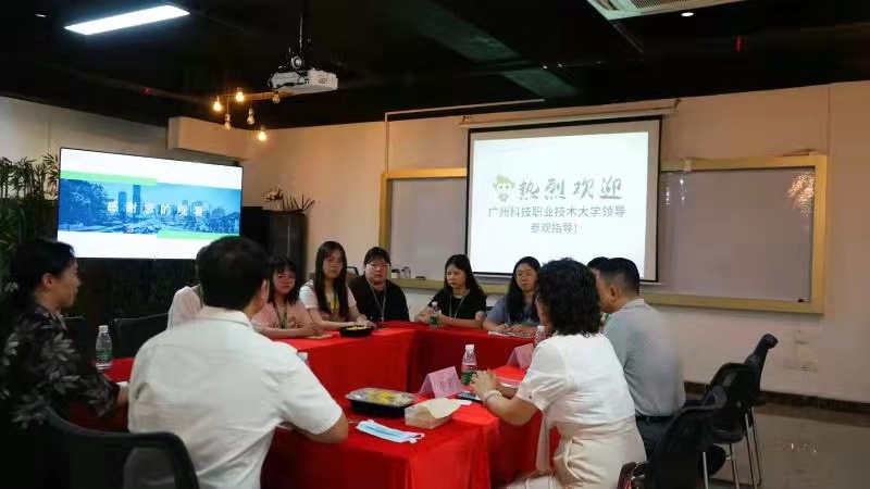 c79ff6b4392af6974fff7b8001e92fb c79ff6b4392af6974fff7b8001e92fb