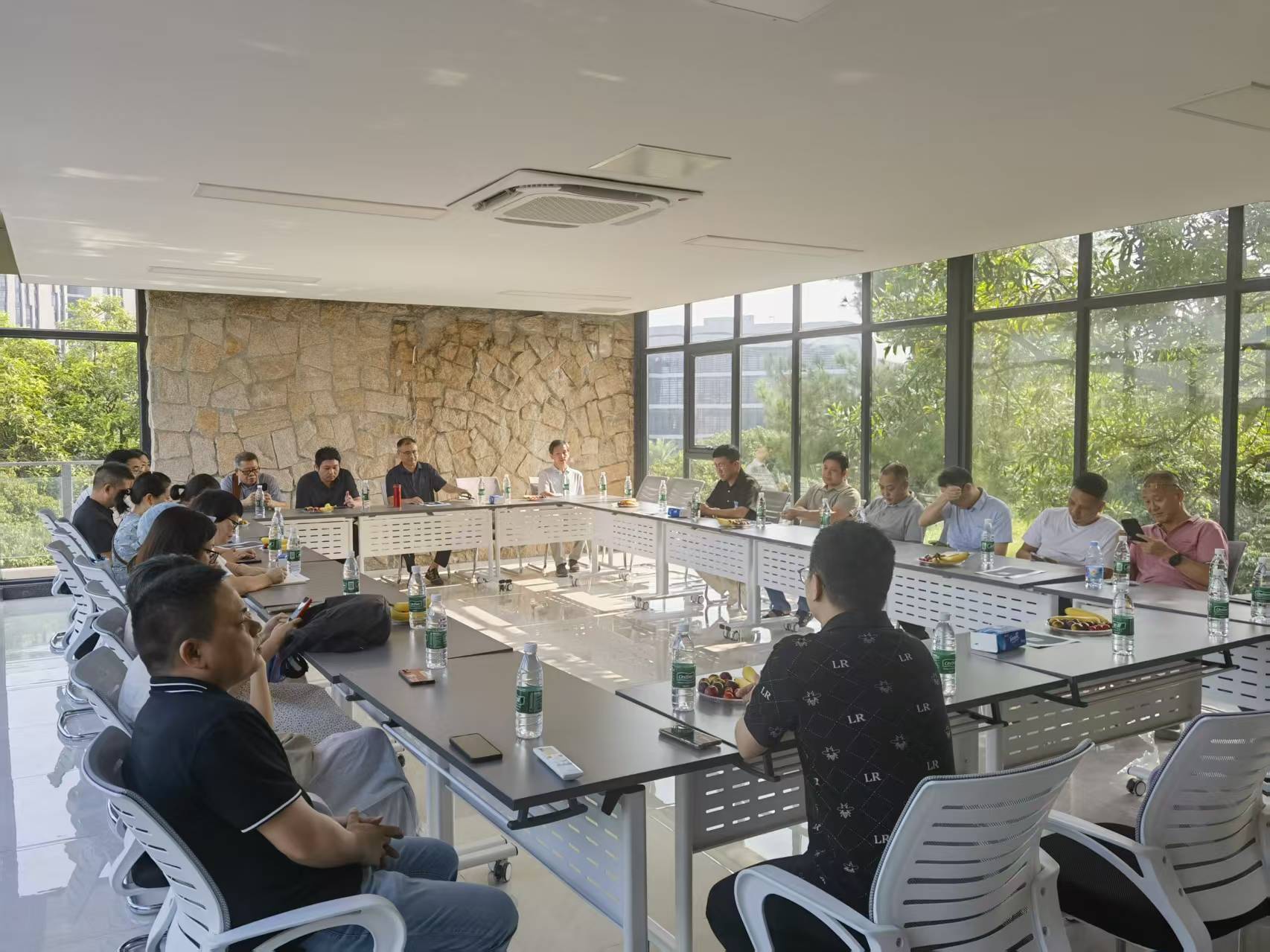 e392de23e5e7723b95183b3fa0b44326.jpg e392de23e5e7723b95183b3fa0b44326.jpg