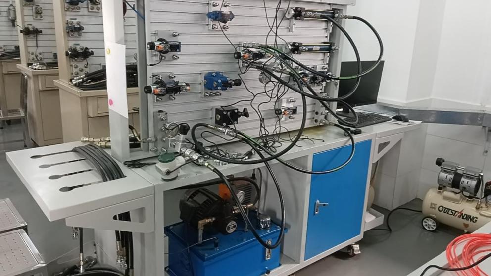 c7d47ce68527cb1bb7d988401bcecf3 c7d47ce68527cb1bb7d988401bcecf3