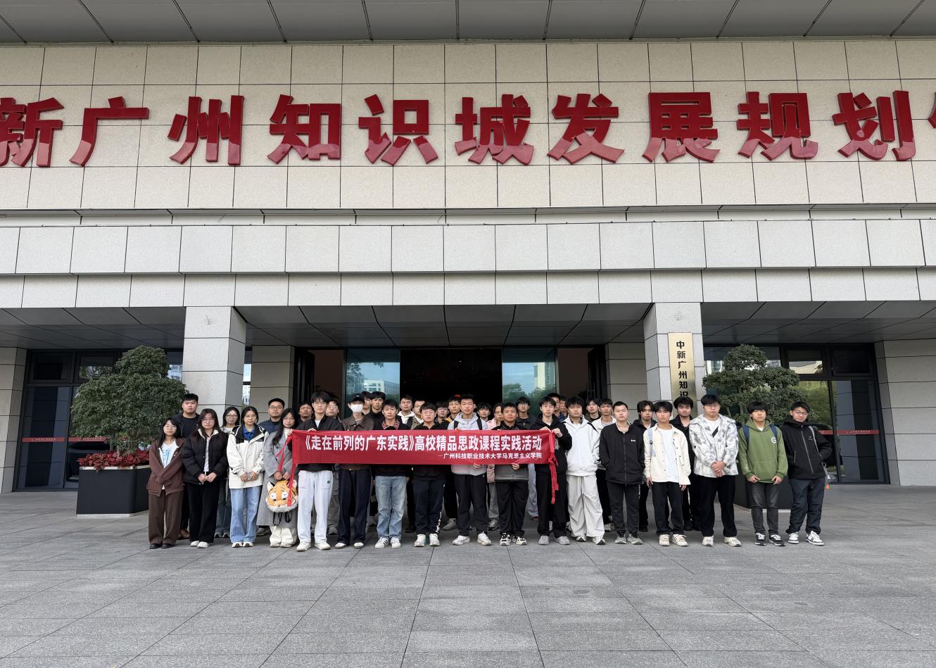 cea69844364d1687ef1397ab73148ce