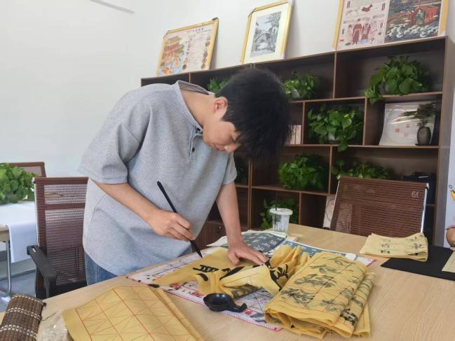 C:/Users/28441/Desktop/11.6周四下午501练习/微信图片_20251106171114.jpg微信图片_20251106171114