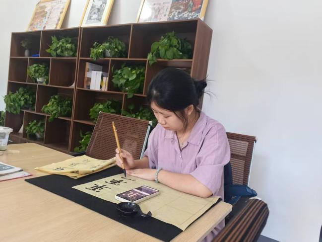 C:/Users/28441/Desktop/11.6周四下午501练习/微信图片_20251106171132.jpg微信图片_20251106171132