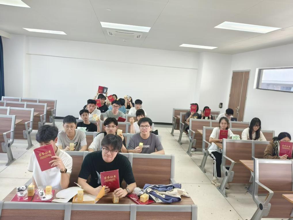 f40d5dd030535ae2e7b83daf691eadff_ f40d5dd030535ae2e7b83daf691eadff_