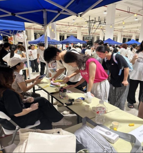 屏幕截图 2025-05-23 163248.png 屏幕截图 2025-05-23 163248.png