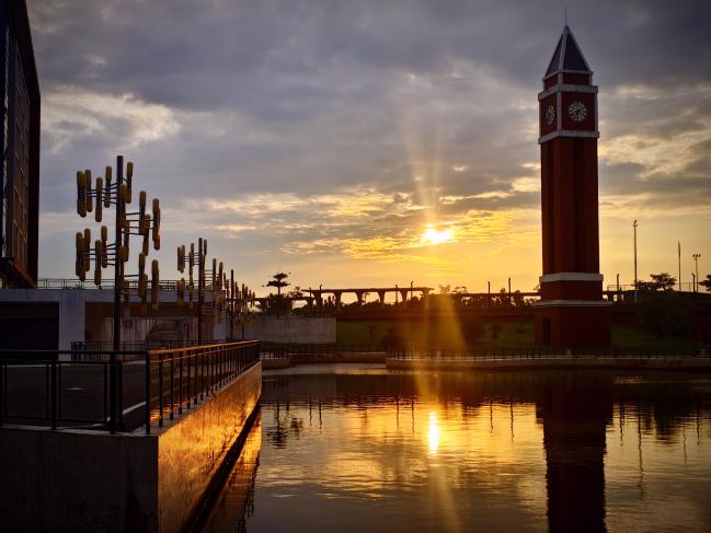 C:/Users/HUAWEI/Pictures/新建文件夹 (3)/建筑光影 滨海落日(1).jpg建筑光影 滨海落日(1) C:/Users/HUAWEI/Pictures/新建文件夹 (3)/建筑光影 滨海落日(1).jpg建筑光影 滨海落日(1)