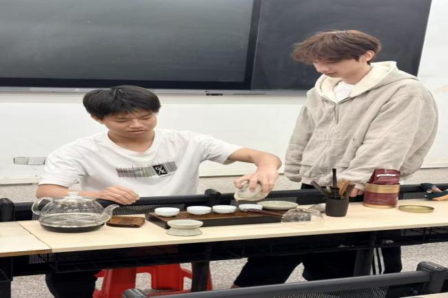 _cgi-bin_mmwebwx-bin_webwxgetmsgimg__&MsgID=7134945888098534601&skey=@crypt_a48f066d_92c879ab560c7c0c59d48d305333b3a4&mmweb_appid=wx_webfilehelper