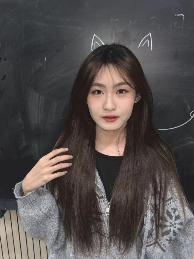 C:/Users/34884/OneDrive/桌面/微信图片_20251226203226.jpg微信图片_20251226203226