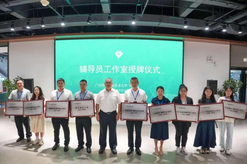 fd650bf0c6f028f73ed5d55563994719