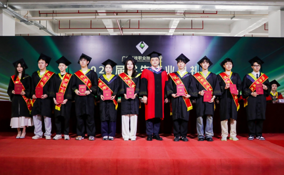 e85ea453bbfd7f95fd258cc441c7ac9.png e85ea453bbfd7f95fd258cc441c7ac9.png