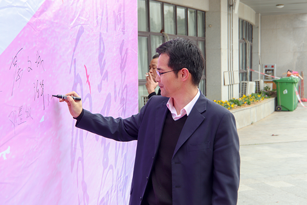 图片4.png 图片4.png