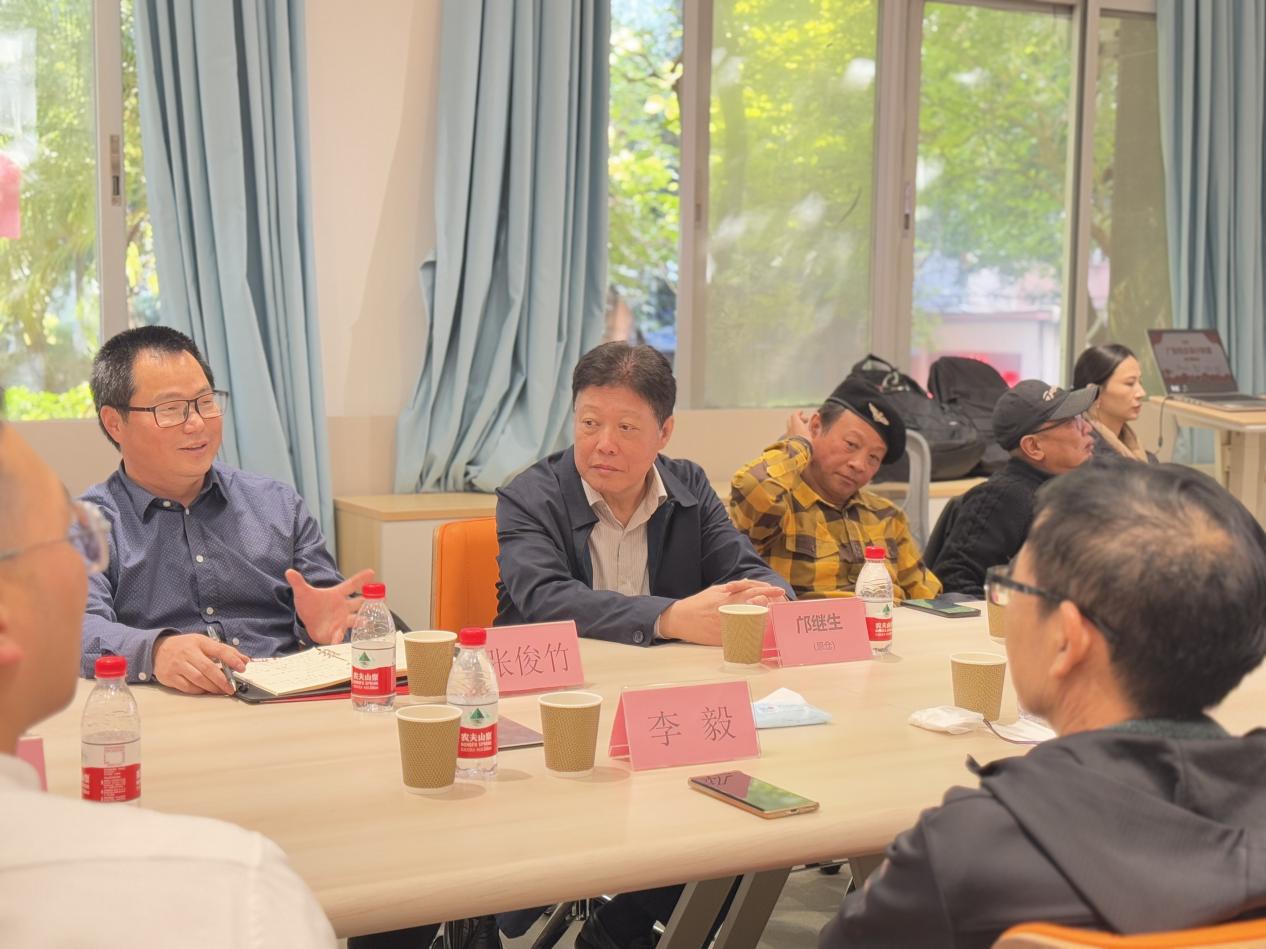 0c6ed2df453b21f66056e16b54bfbb7 0c6ed2df453b21f66056e16b54bfbb7