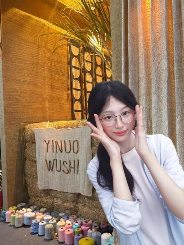 学生赵美媛 学生赵美媛