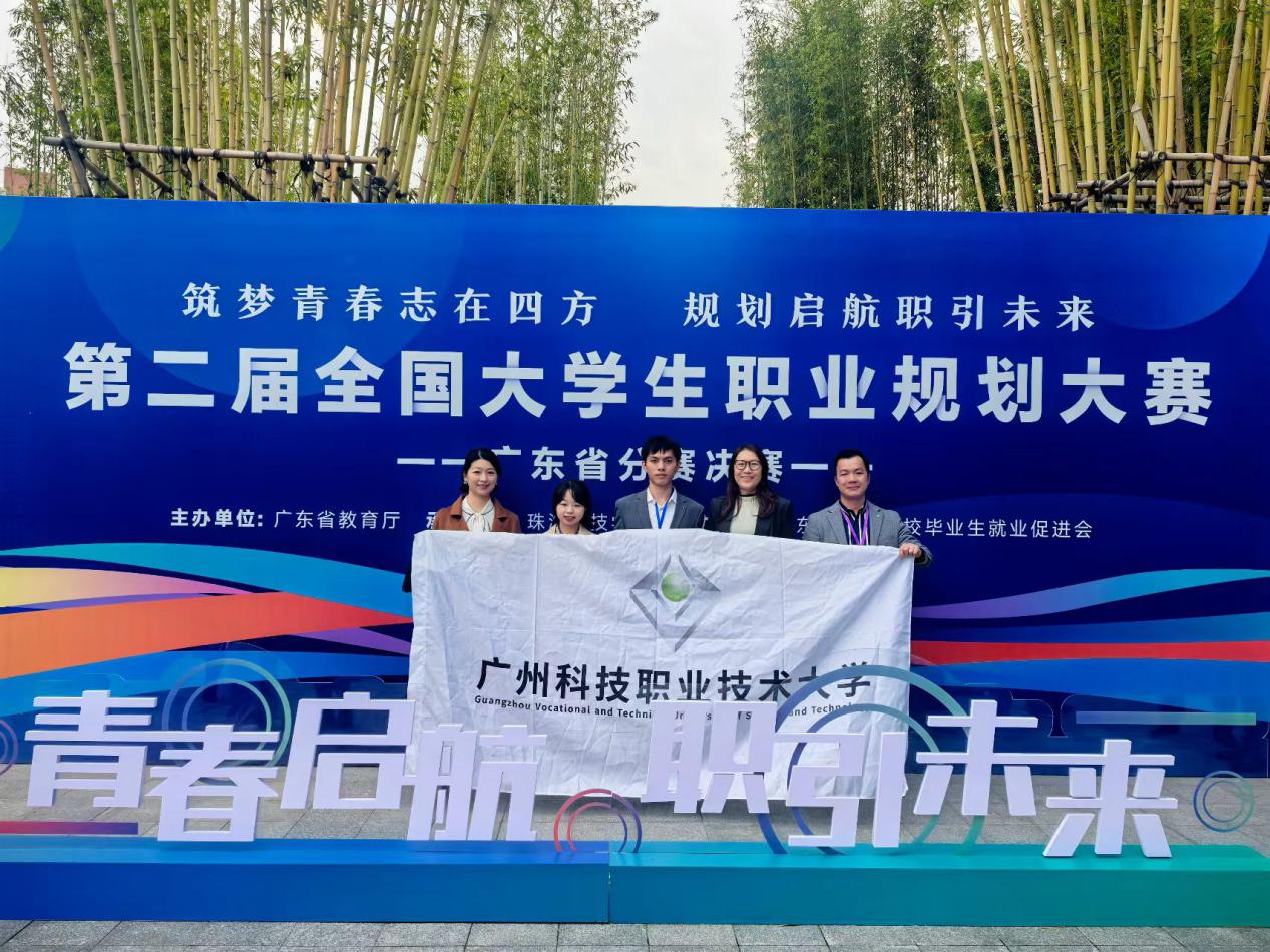 681ea7cb3e25479a72d25b39d2dc7aa 681ea7cb3e25479a72d25b39d2dc7aa