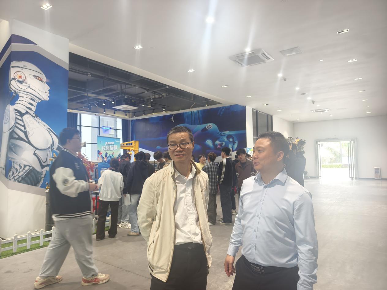 f46670383198b6f966a0d17eed4765ae