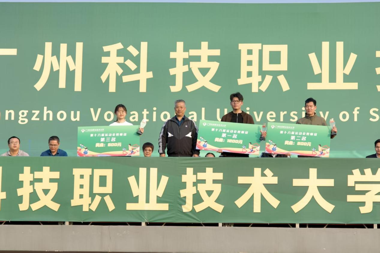 e59d6a6d90b6958b8f18ae883d22acf3