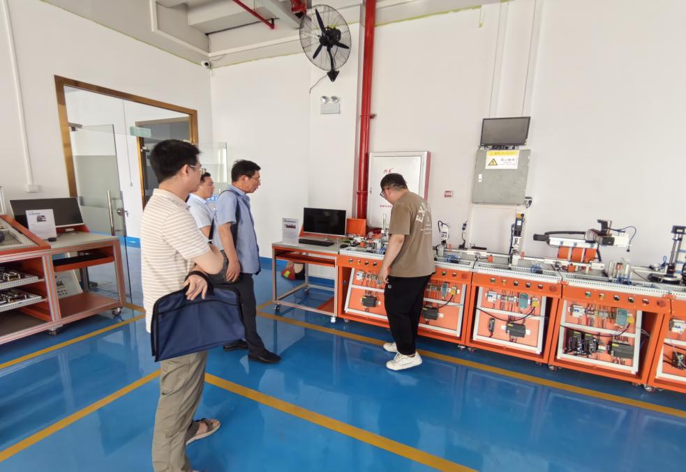 7c57f38a558a469abee4c19574d41af 7c57f38a558a469abee4c19574d41af