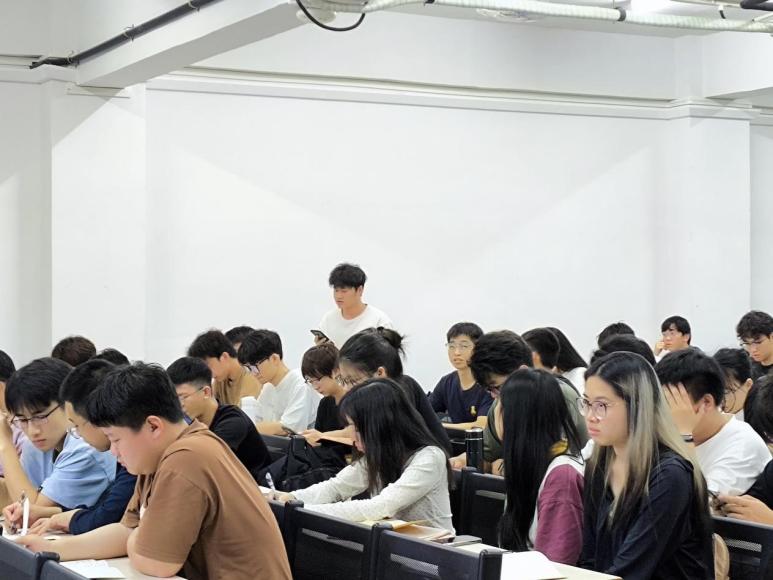 IMG_20250423_212116 IMG_20250423_212116