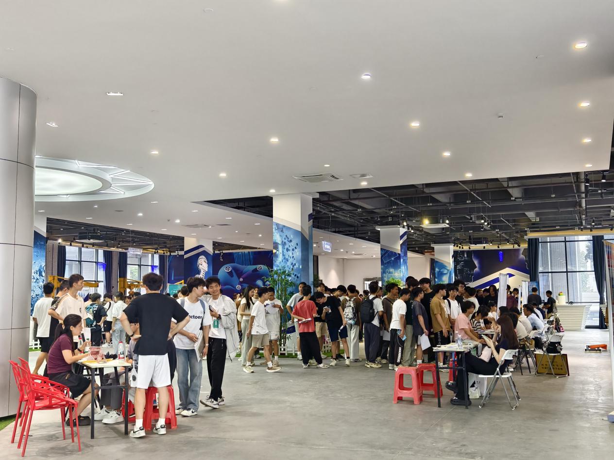 640ab297a7f29424be1f52cbe8632c9 640ab297a7f29424be1f52cbe8632c9