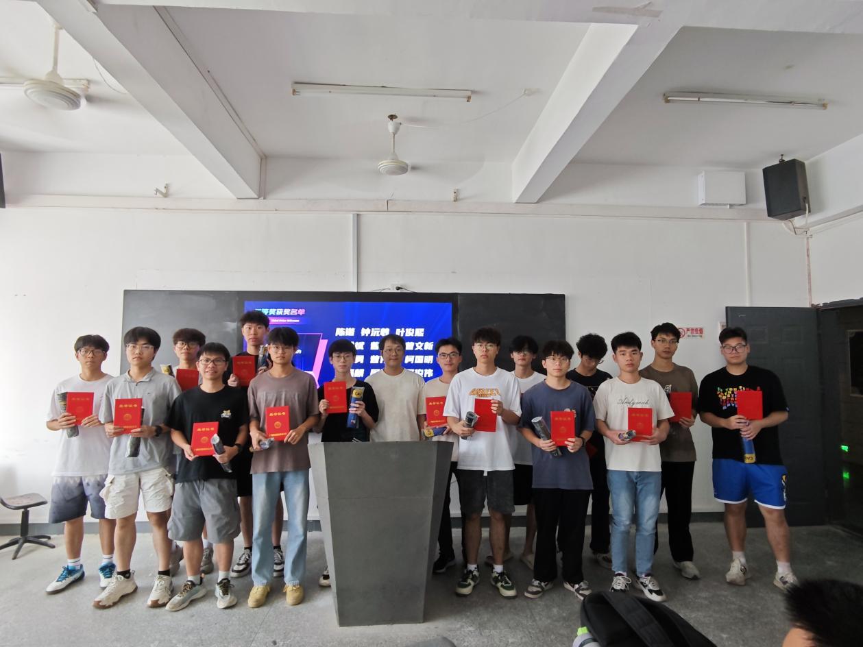 aad5987f2925b47b48f7c9eb4c7746c aad5987f2925b47b48f7c9eb4c7746c