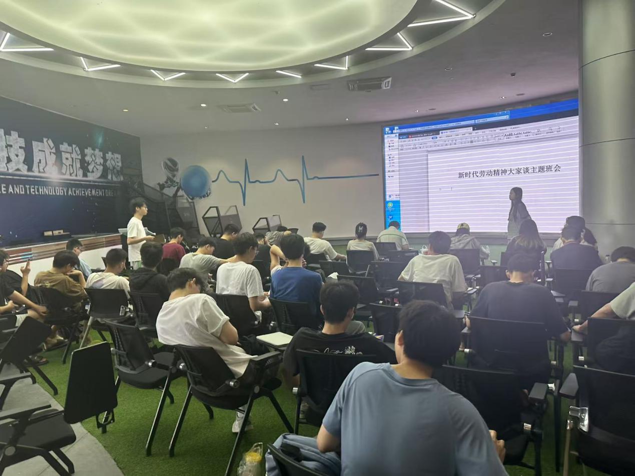 22机械设计本1班 22机械设计本1班