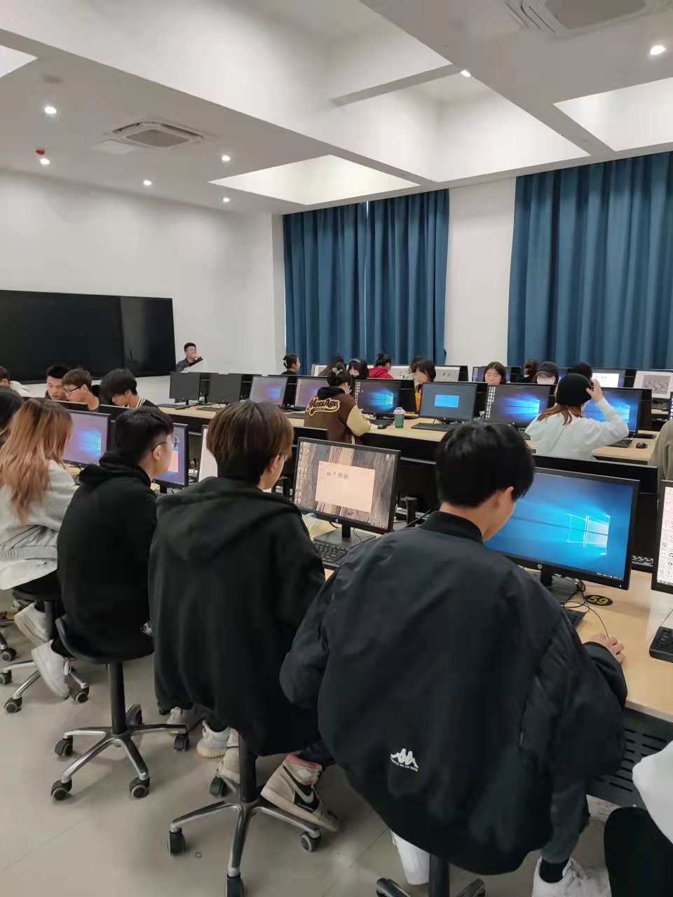 74ad3b8606850cd033b556f40633e23